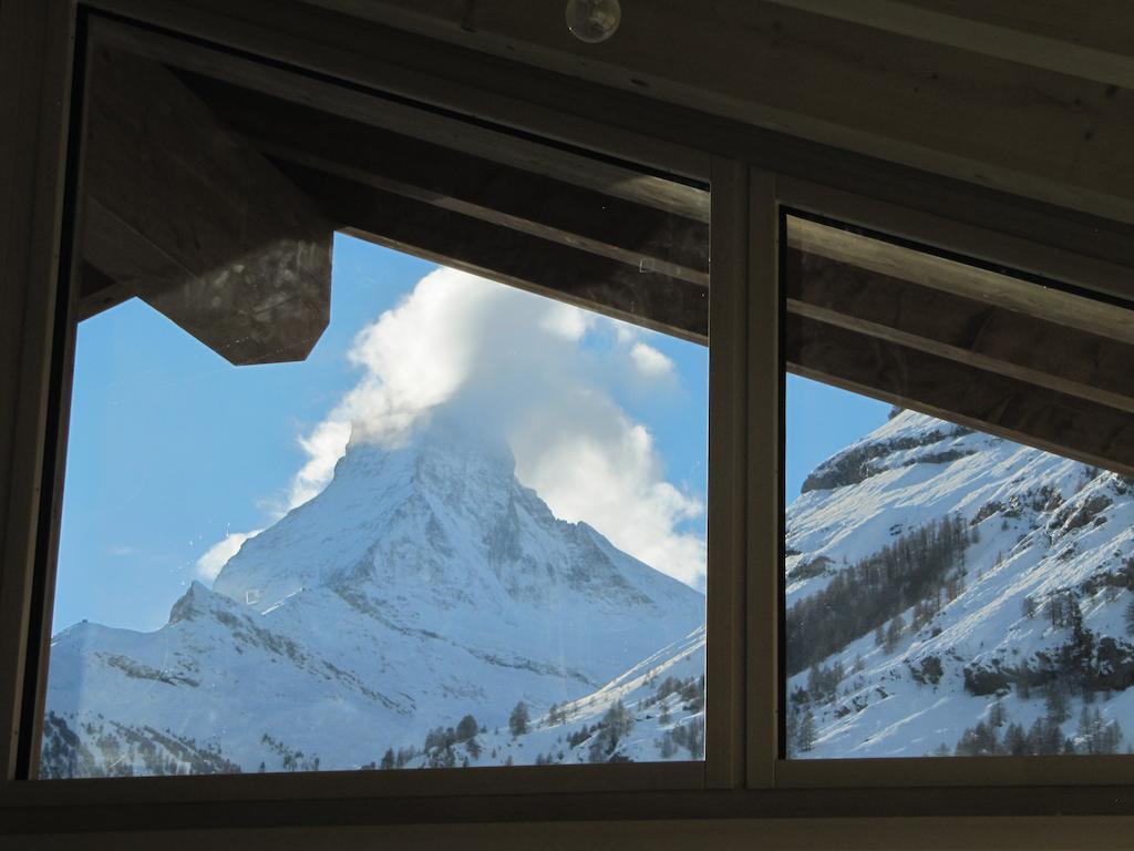 Hoernligrat Apartments Zermatt Oda fotoğraf